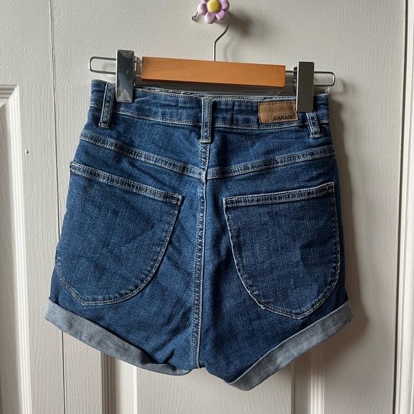 Extreme high rise denim shorts: - Picture 4 of 7